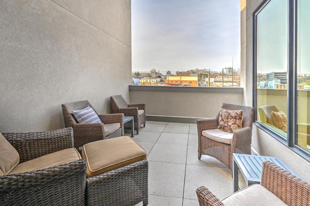 Immaculate South Slope Townhome Unit 96 Holiday home Asheville